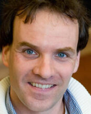 Prof. Greiner Headshot